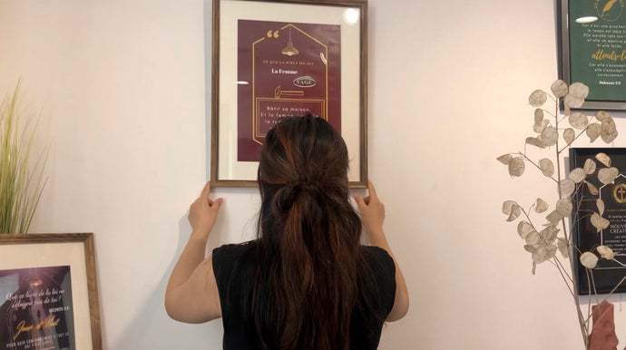 3 Astuces pour Accrocher vos Tableaux Muraux